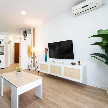 Apartment Malagasuite Modern With Pool *