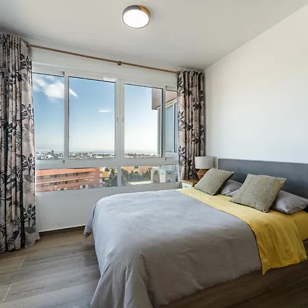 Malagasuite Modern With Pool Torremolinos