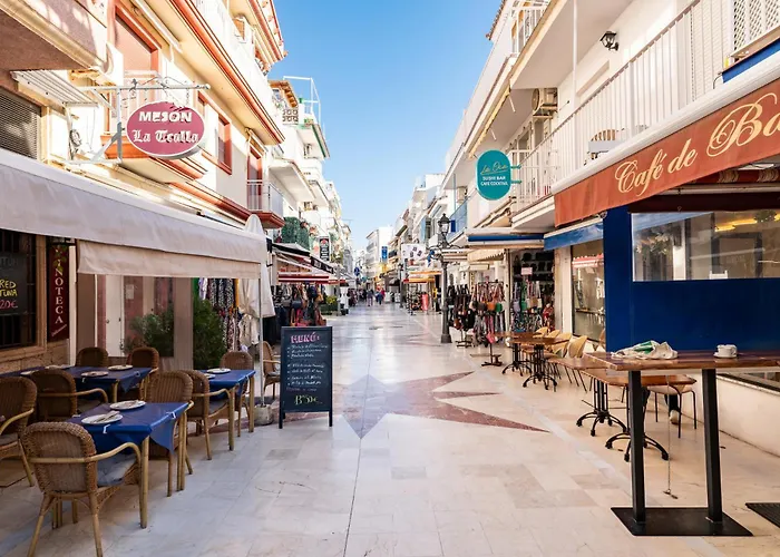 Malagasuite Modern With Pool Appartamento Torremolinos