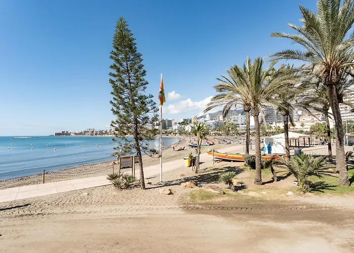 Appartamento Malagasuite Modern With Pool