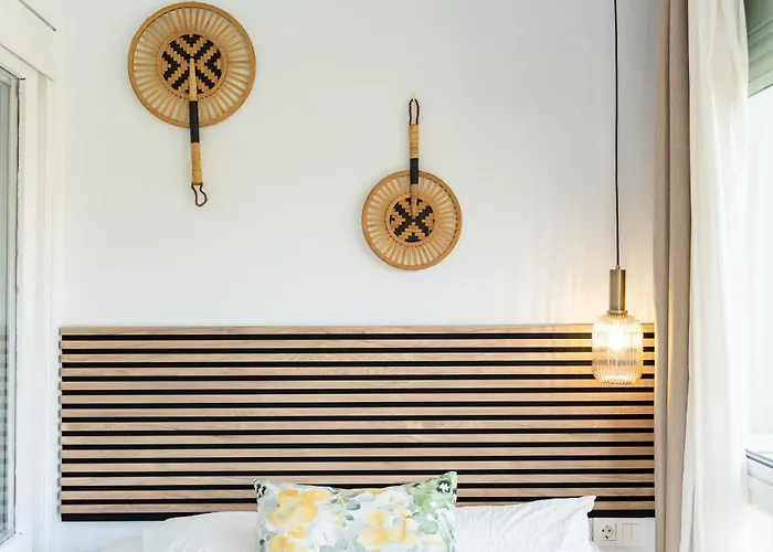 Malagasuite Modern With Pool *