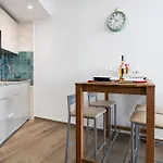 Malagasuite Modern With Pool דירה טורמולינוס