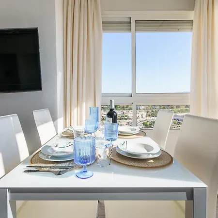 Malagasuite Modern With Pool Appartement *