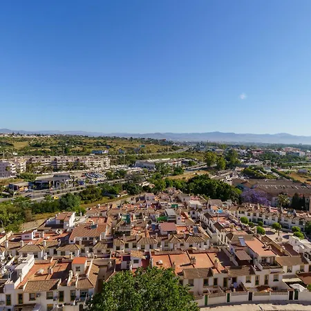 Malagasuite Modern With Pool *