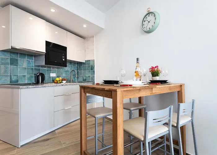 Malagasuite Modern With Pool Apartment Torremolinos