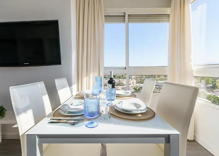 Malagasuite Modern With Pool Apartment *