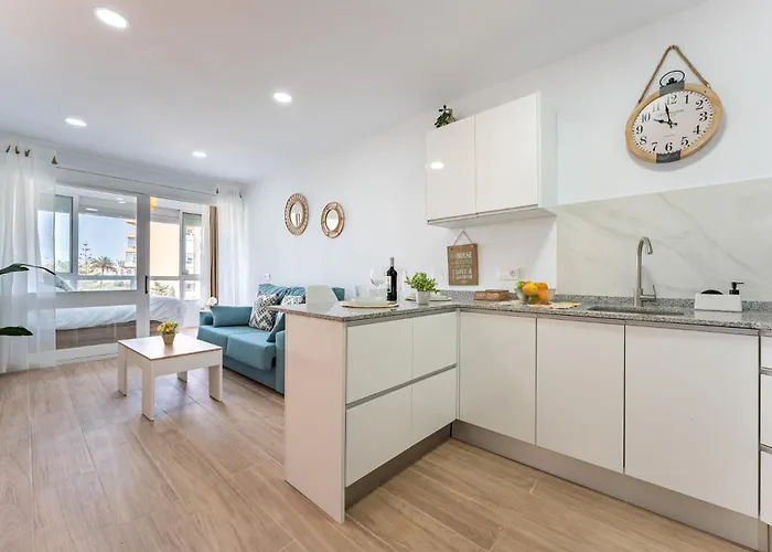 Malagasuite Modern With Pool Apartment Torremolinos