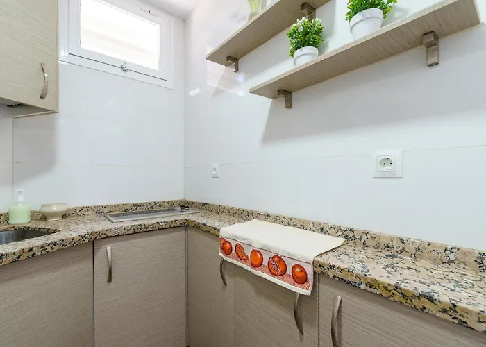 Malagasuite Modern With Pool Apartamento