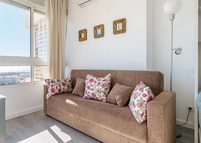 Malagasuite Modern With Pool Apartamento Torremolinos