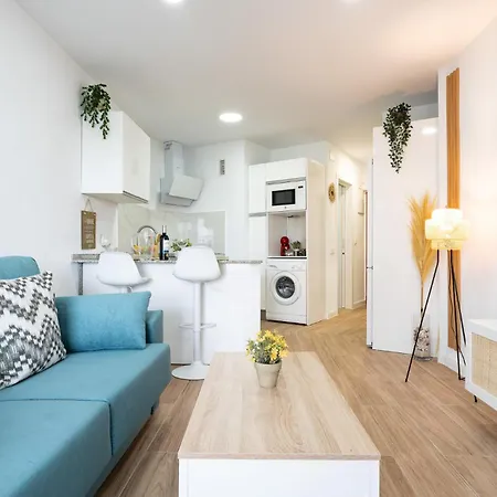 Malagasuite Modern With Pool *