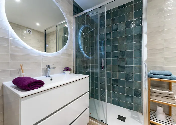 Malagasuite Modern With Pool * Torremolinos